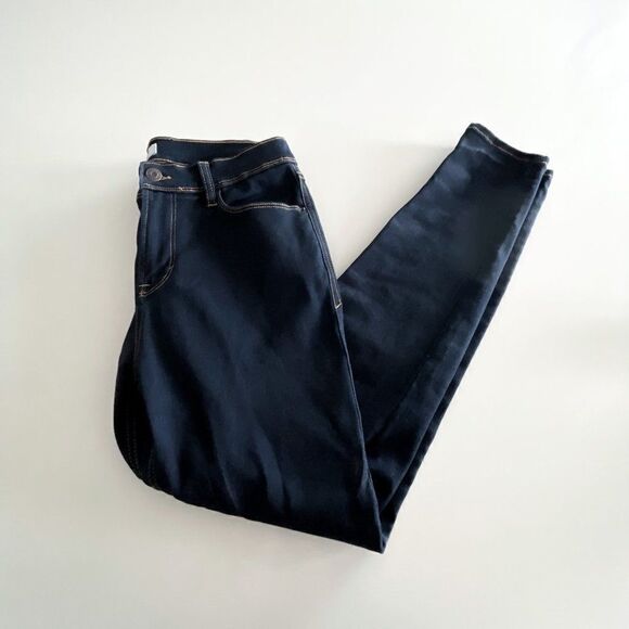 Kensie Jeans // Size 4 (tons of stretch and can fit an 8) // NWOT // Jeggings - Picture 1 of 7